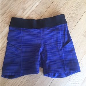 lululemon tight shorts